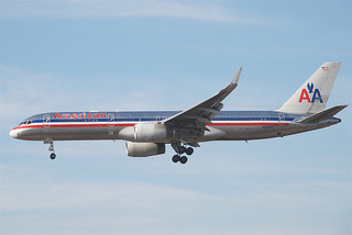 Photo of N689AA