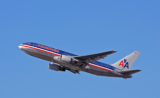 Photo of N319AA