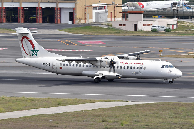 Photo of Photo of ATR ATR-72-200