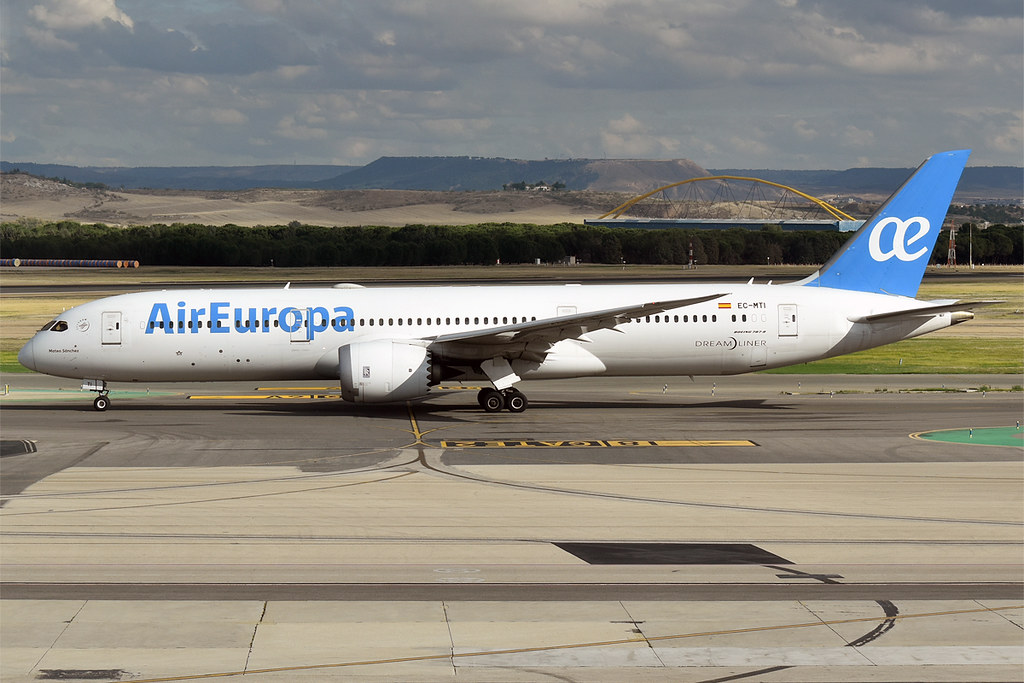 Photo of Air Europa EC-MTI, Boeing 787-9 Dreamliner