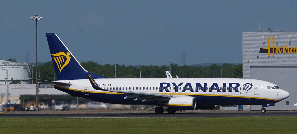 Photo of Ryanair EI-ENC, Boeing 737-800