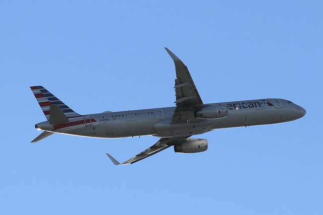 Photo of Photo of Airbus A321